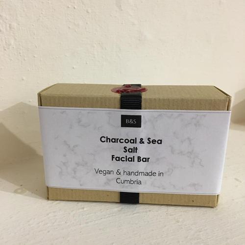 Bain & Savon-Charcoal & Sea Salt Facial Bar - The Cruelty Free Beauty Box